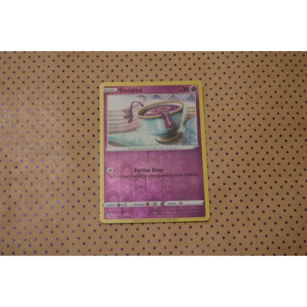 Sinistea Rev Holo 082/189 Pokemon Card (2020)